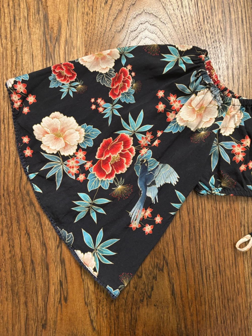 Farm Rio Tropical Bird Floral Off Shoulder Crop Top Tassel Tie Small - Picture 6 of 15